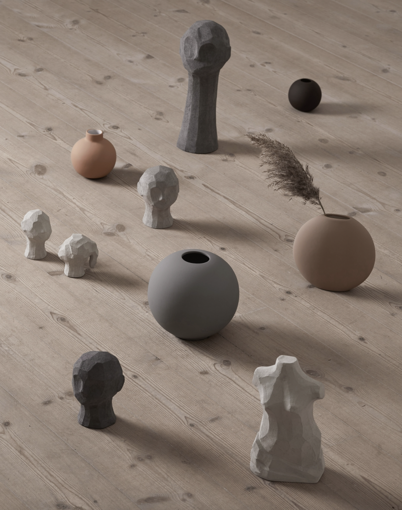 Cooee Design X Kristiina Scuplture OLUFEMI Graphite